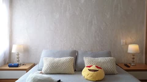 Alejandhra online show from January 21, 2025, 7:50 pm