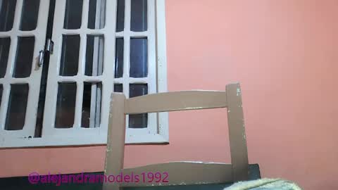 Snapshot of alejandra1992_ chatting on May 27, 2026, 1:57 am Alejandra online show from May 27, 2026, 1:57 am