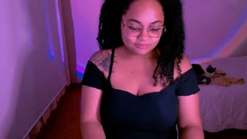 Snapshot of alejandra_conde chatting on July 23, 2026, 12:02 am Alejandra online show from July 23, 2026, 12:02 am