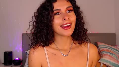 Danna Ray online show from December 2, 2025, 2:17 am