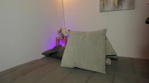 alejandra Independent model online show from December 13, 2024, 1:15 am