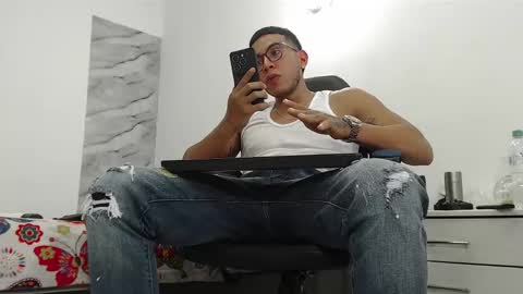 alejandrocock online show from January 13, 2026, 10:26 pm