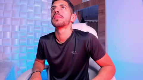 Snapshot of alejandrostorm chatting on December 5, 2025, 9:00 pm Alejo online show from December 5, 2025, 9:00 pm