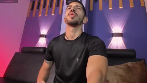 Snapshot of alejandrostorm chatting on February 23, 2026, 10:29 pm Alejo online show from February 23, 2026, 10:29 pm