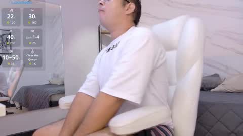 Alejandro  online show from March 2, 2026, 12:01 pm