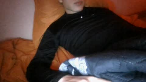 Snapshot of alejandroyque chatting on July 23, 2026, 4:54 am alejandroyque online show from July 23, 2026, 4:54 am