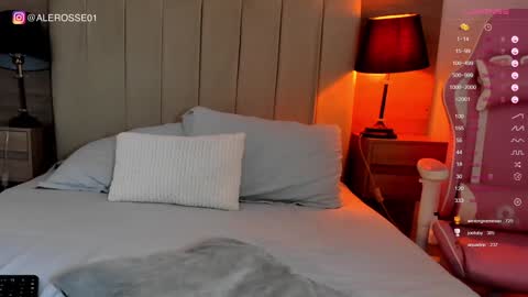 alejandra independent models online show from December 22, 2024, 3:33 am