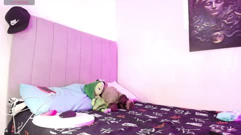 Snapshot of alejo_cute chatting on December 30, 2024, 8:47 pm alejo_cute online show from December 30, 2024, 8:47 pm