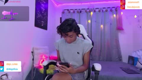 Snapshot of alejo_cute chatting on January 18, 2026, 8:12 pm alejo_cute online show from January 18, 2026, 8:12 pm