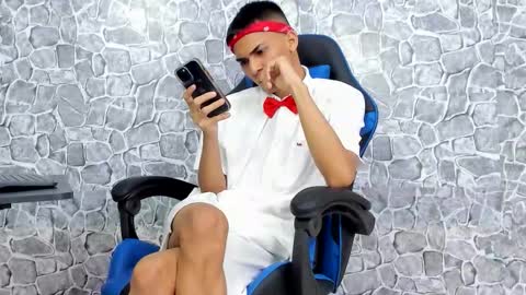 Snapshot of alejo_peverell chatting on February 14, 2026, 8:38 pm alejo peverell online show from February 14, 2026, 8:38 pm