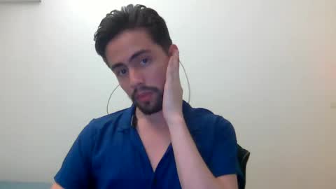 alejo_shy online show from January 19, 2025, 3:39 am