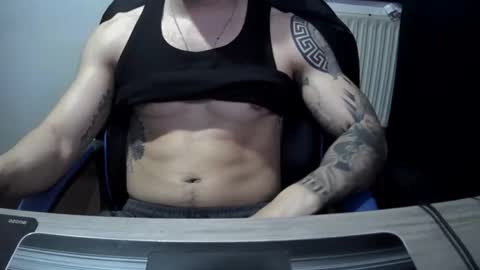 alejoduarte16 online show from April 23, 2026, 4:09 pm