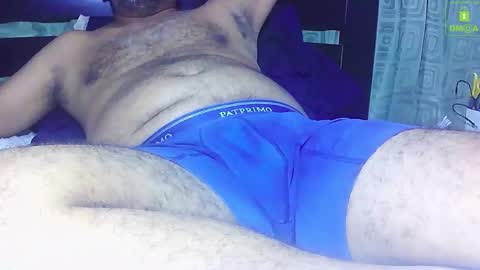 alejohot29 online show from December 21, 2024, 10:51 pm