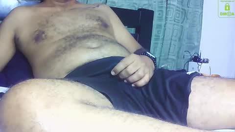 alejohot29 online show from February 2, 2025, 5:37 pm