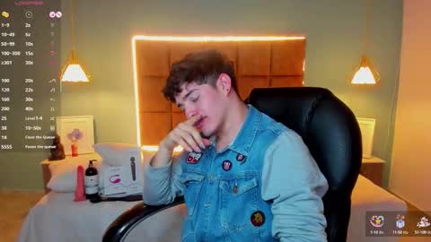 ALejoo Saenz online show from September 23, 2025, 9:45 am