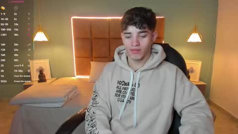 ALejoo Saenz online show from October 15, 2025, 3:17 am