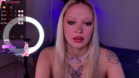 aleksacandy online show from November 16, 2025, 3:12 am