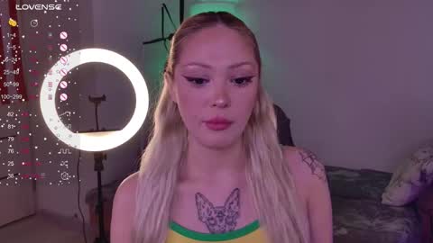 aleksacandy online show from December 21, 2025, 4:14 pm