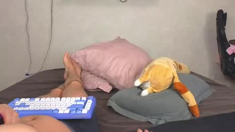 Alena online show from April 21, 2026, 11:49 am