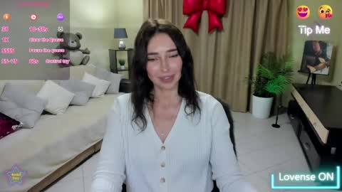 AlenaCoplan online show from April 27, 2026, 10:19 pm