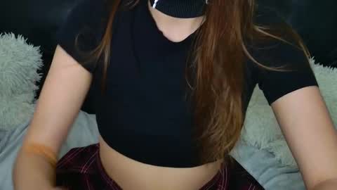 Aleniia19 online show from January 12, 2026, 3:06 pm