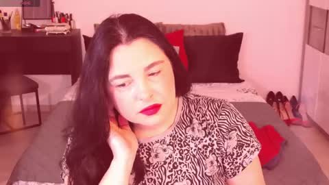 Snapshot of alenni chatting on May 11, 2026, 3:01 am Alenni online show from May 11, 2026, 3:01 am
