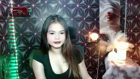 Snapshot of aleonna04302000 chatting on February 3, 2026, 7:57 am Aleonna online show from February 3, 2026, 7:57 am