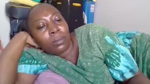 Noreen Kennth and Emilly online show from September 26, 2025, 7:34 am