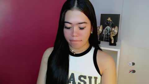 alesha_vibe_me online show from April 6, 2026, 7:04 pm