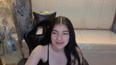 Snapshot of alesia_v chatting on June 28, 2026, 3:29 pm Live 1000pm 600am COLOMBIAN HOUR online show from June 28, 2026, 3:29 pm