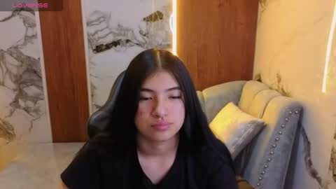 Snapshot of alesia_v chatting on July 17, 2026, 3:13 am Live 1000pm 600am COLOMBIAN HOUR online show from July 17, 2026, 3:13 am