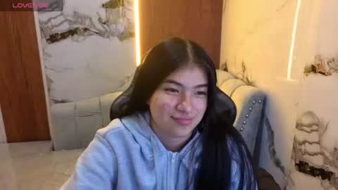Snapshot of alesia_v chatting on July 30, 2026, 3:16 am Live 1000pm 600am COLOMBIAN HOUR online show from July 30, 2026, 3:16 am