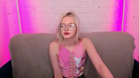 alessakiss online show from February 11, 2026, 9:03 am