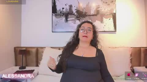 Alessandra online show from April 20, 2026, 12:08 pm