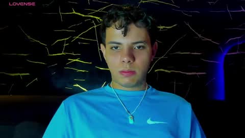 Alessandro online show from April 23, 2026, 5:30 am