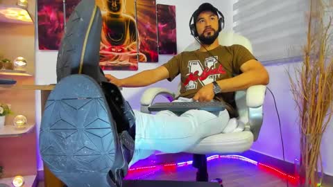 ALESSANDRO  WYE online show from January 27, 2025, 12:16 pm