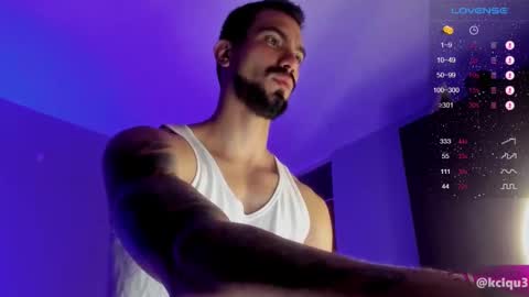 Kciqu3  Independent model online show from March 9, 2025, 11:25 am