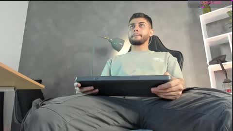 Alessandro INDEPENDENT MODEL online show from September 17, 2025, 2:46 am