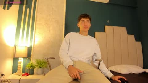 Alessandro Dybala online show from January 4, 2025, 12:05 pm