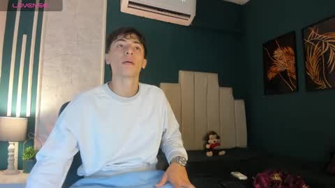 Alessandro Dybala online show from March 6, 2025, 11:36 am