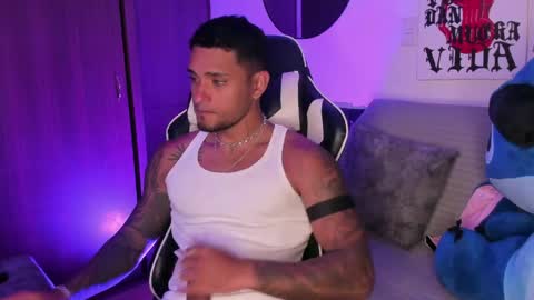 Snapshot of alessandro_vanni chatting on June 9, 2026, 3:40 am Alessandro Vanni online show from June 9, 2026, 3:40 am