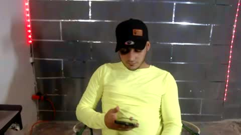 Snapshot of alessandrobooy chatting on June 22, 2026, 4:42 am alessandro online show from June 22, 2026, 4:42 am
