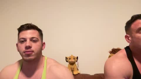 Alessandrobuilder online show from February 16, 2025, 9:59 pm