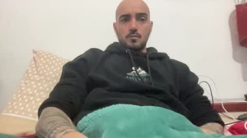 Snapshot of alessandromori91 chatting on January 12, 2026, 9:42 pm alessandromori91 online show from January 12, 2026, 9:42 pm