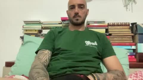alessandromori91 online show from April 22, 2026, 9:16 pm
