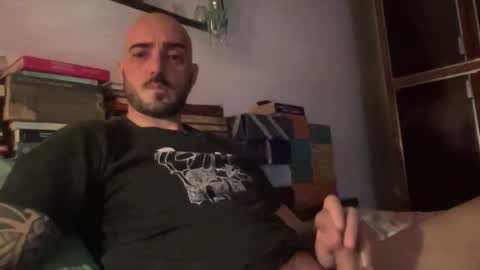 alessandromori91 online show from May 5, 2026, 9:12 pm