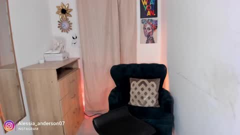 Yy  online show from March 6, 2025, 2:19 am