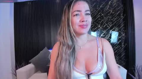 Alessia  Everyday From 0530 to 1430 Col Time online show from September 22, 2025, 11:12 am