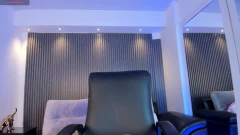 Alessia  Everyday From 0530 to 1430 Col Time online show from November 26, 2025, 11:44 am