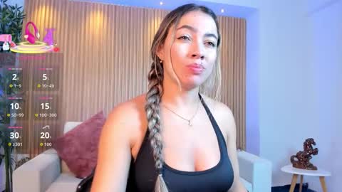 Alessia  Everyday From 0530 to 1430 Col Time online show from December 3, 2025, 12:03 pm